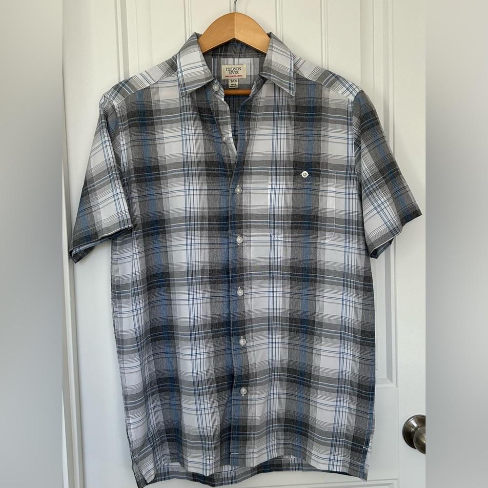 Men’s Small Hudson River Short Sleeved Shirt